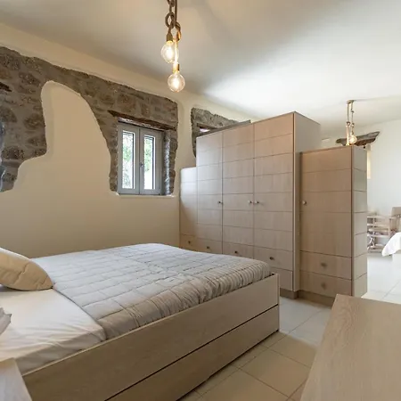 Holiday home Aggidia Escape